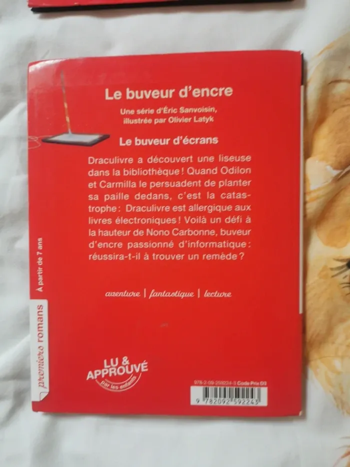 Livre buveur d'encre - photo numéro 5