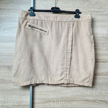 Jupe aspect suédine.