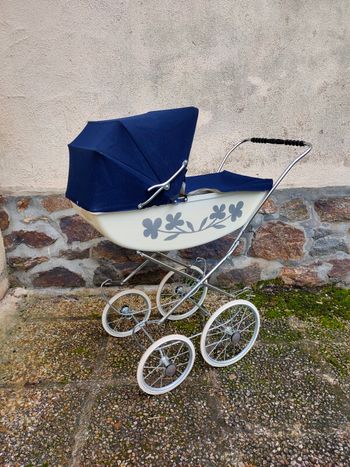 Landau poupée Vintage 