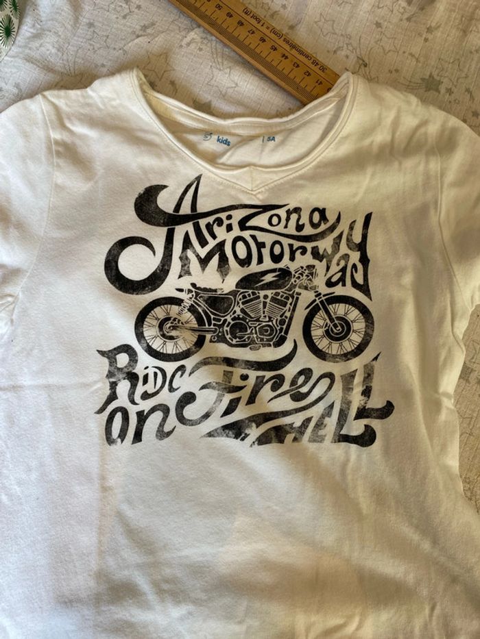 2 tee shirts 5A - photo numéro 2