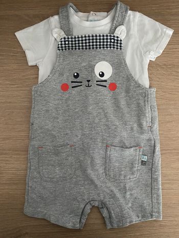 Ensemble salopette short et t-shirt 9 mois