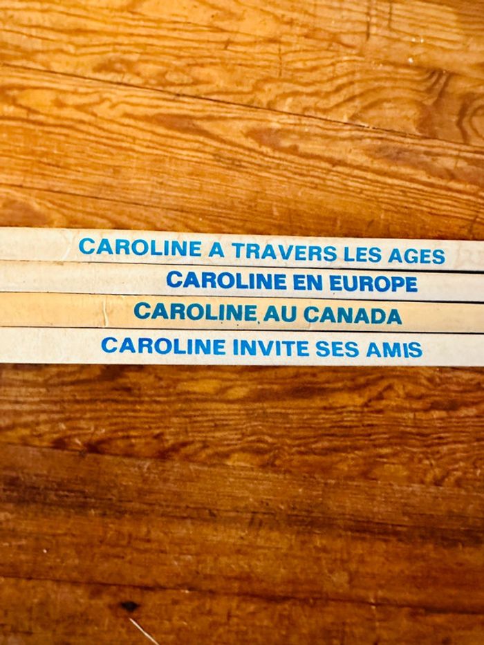 Lot de 4 albums Caroline bd livres Hachette Jeunesse état satisfaisant - photo numéro 3