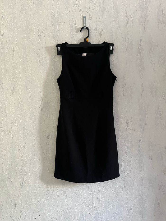 Robe noire Taille 36