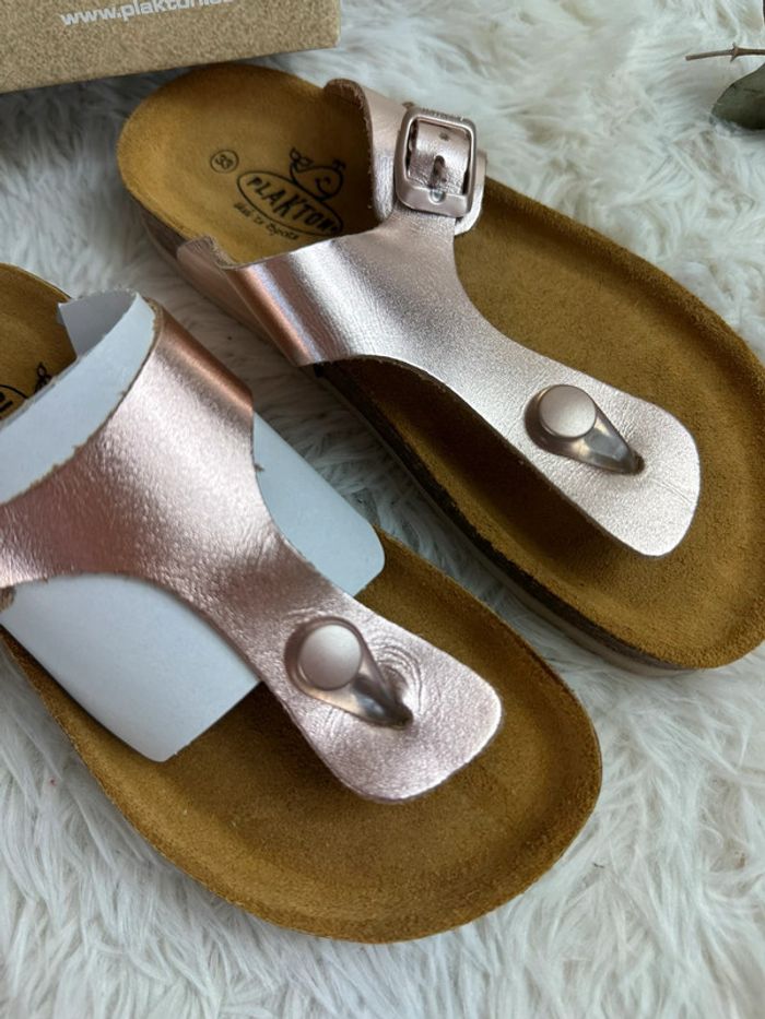 Paire de tong or rose Plakton taille 33 - photo numéro 3