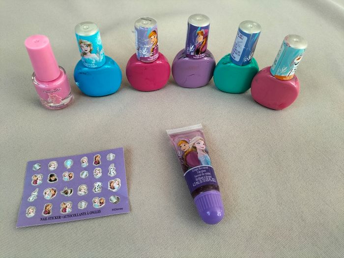 💜 Lot de vernis enfant - Reines de neiges et Martinella 💜