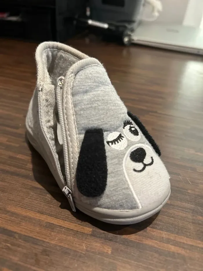 Chaussons zippés enfant garcon gris motif chien taille 22 - photo numéro 3