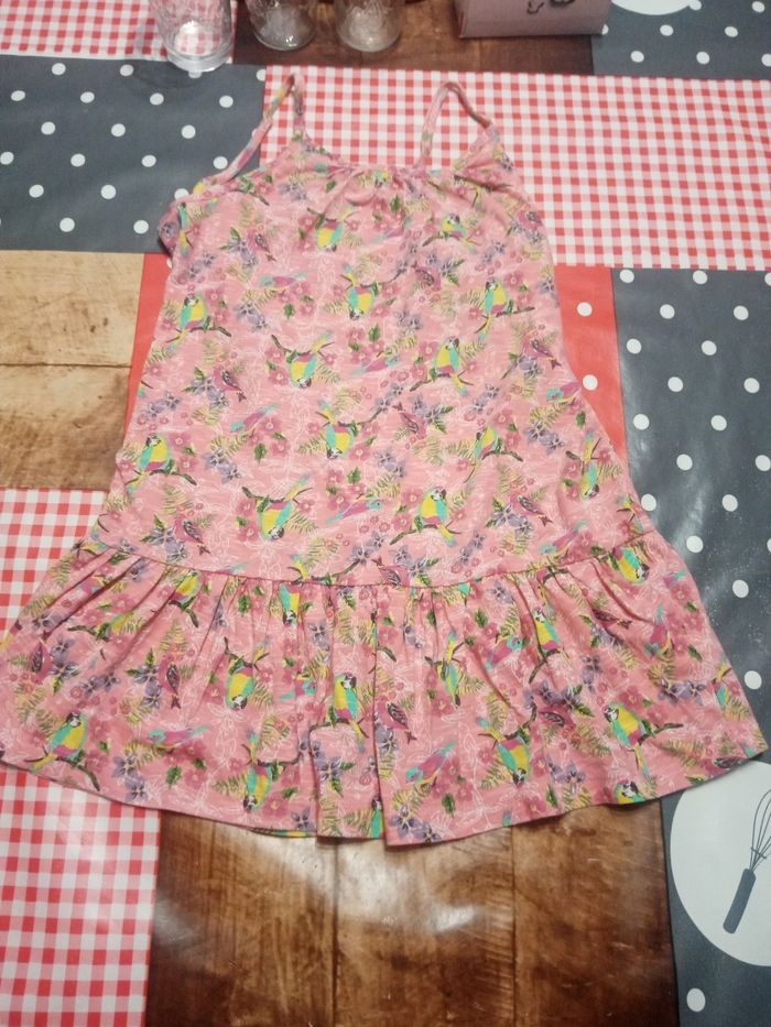 Robe fine taille 5ans - photo numéro 2