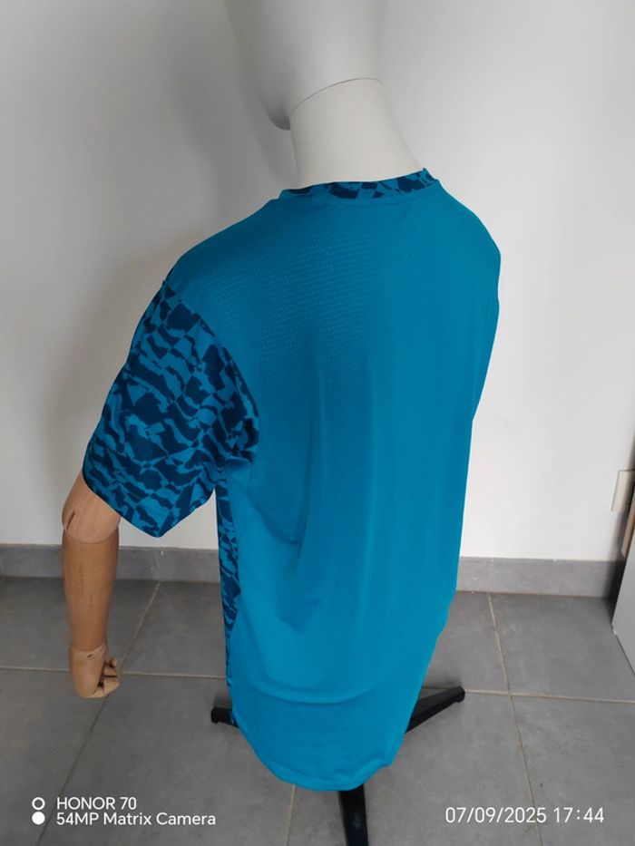 T shirt de sport - photo numéro 2