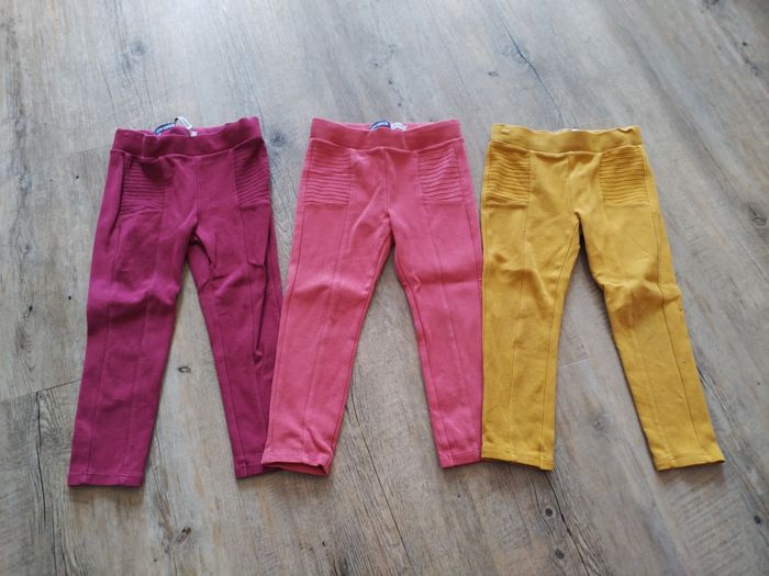 Lot de 3 pantalons 4 ans - photo numéro 2