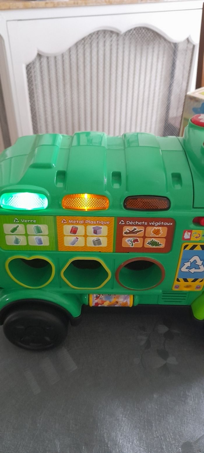 Camion porteur interactif - photo numéro 4