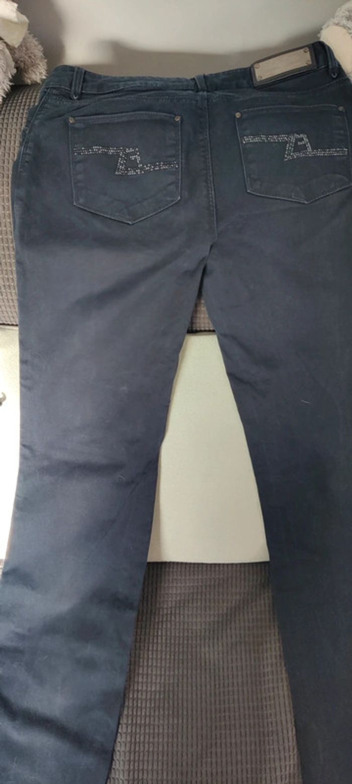 Pantalon bleu marine - photo numéro 4