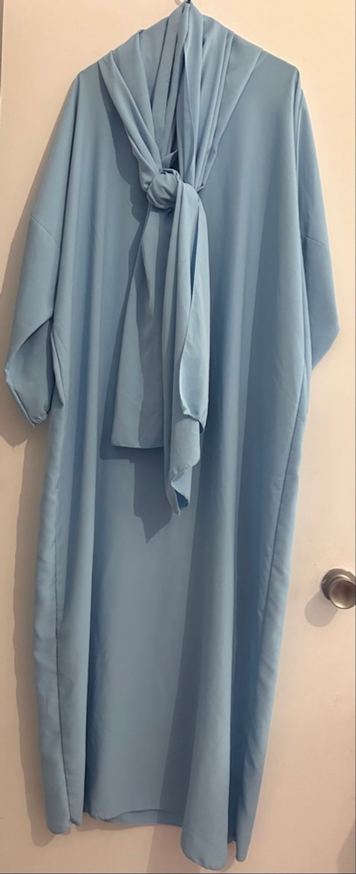 Abaya - photo numéro 2
