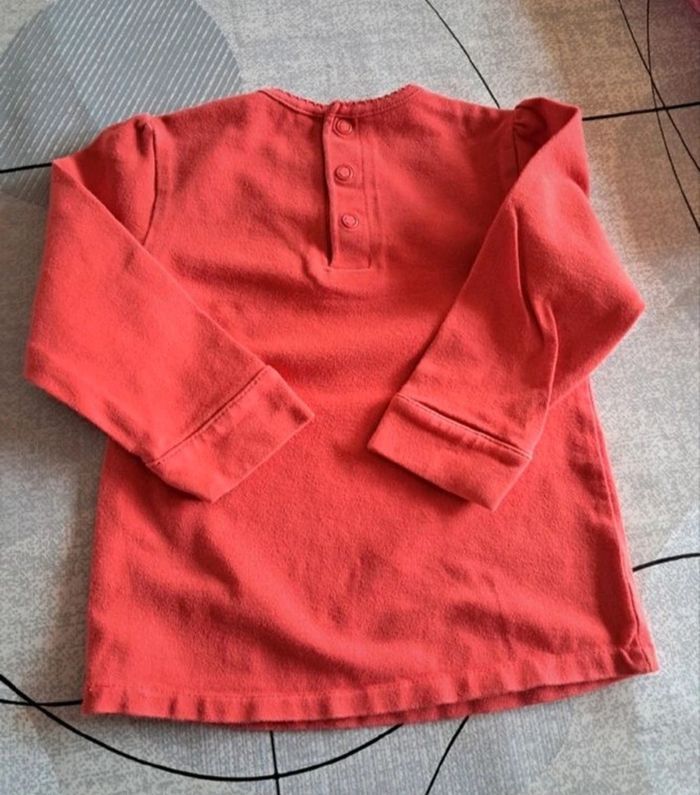 Lot vêtements Tee-shirts et pyjama NEUFS pour fille 1 an (80) - photo numéro 17