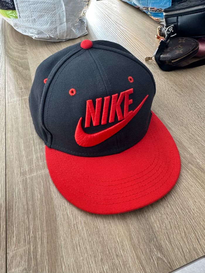 SnapBack Nike