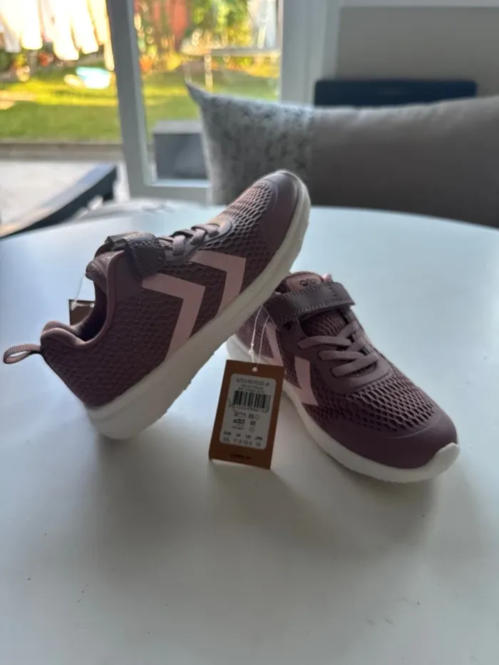 Baskets Hummel mauve et rose – Taille 33 – Neuves étiquette - photo numéro 2