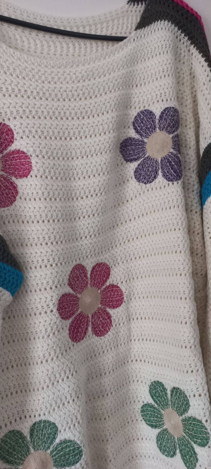 Pull style crochet - photo numéro 3