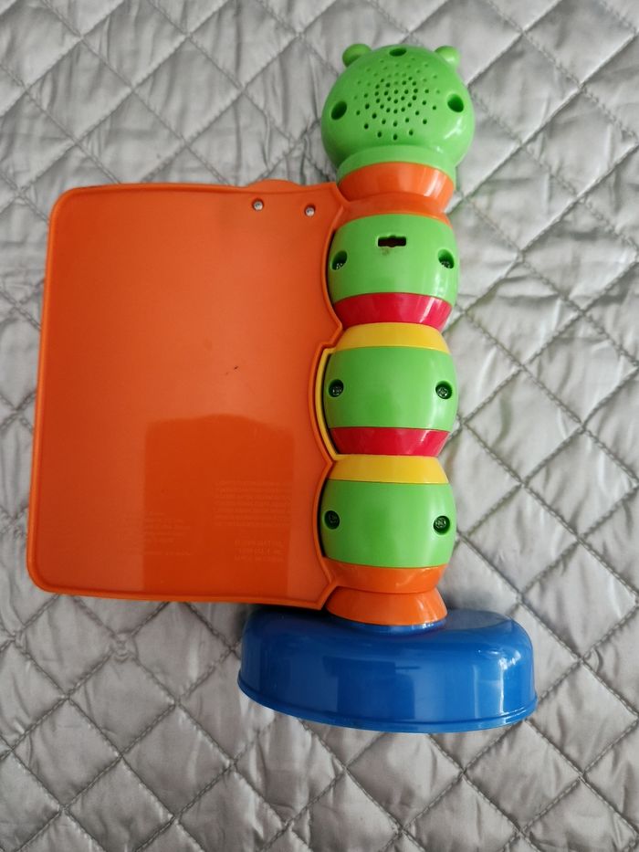 Livre comptines chenille fisher price - photo numéro 2