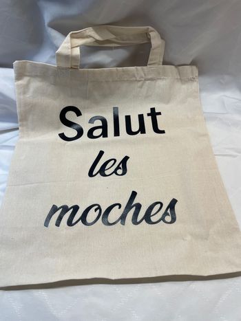 Tote bag