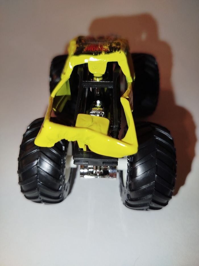 HHot Wheels Monster Truck Totaled - photo numéro 7
