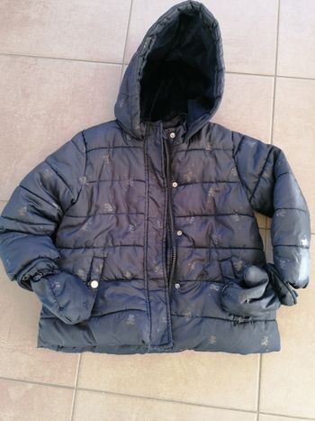 Manteau avec moufles