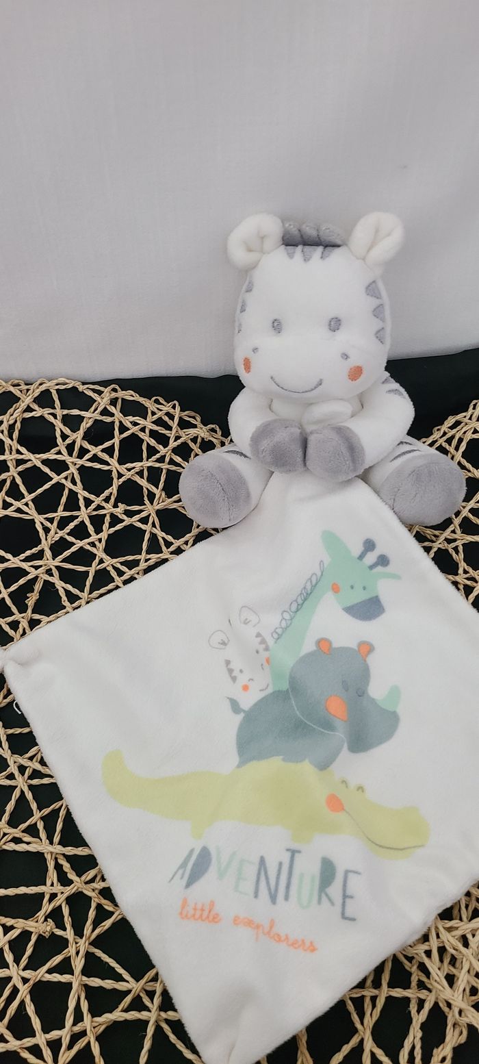 DOUDOU ZEBRE CHEVAL PONEY BLANC SIMBA TOYS BENELUX KIABI MOUCHOIR - photo numéro 2