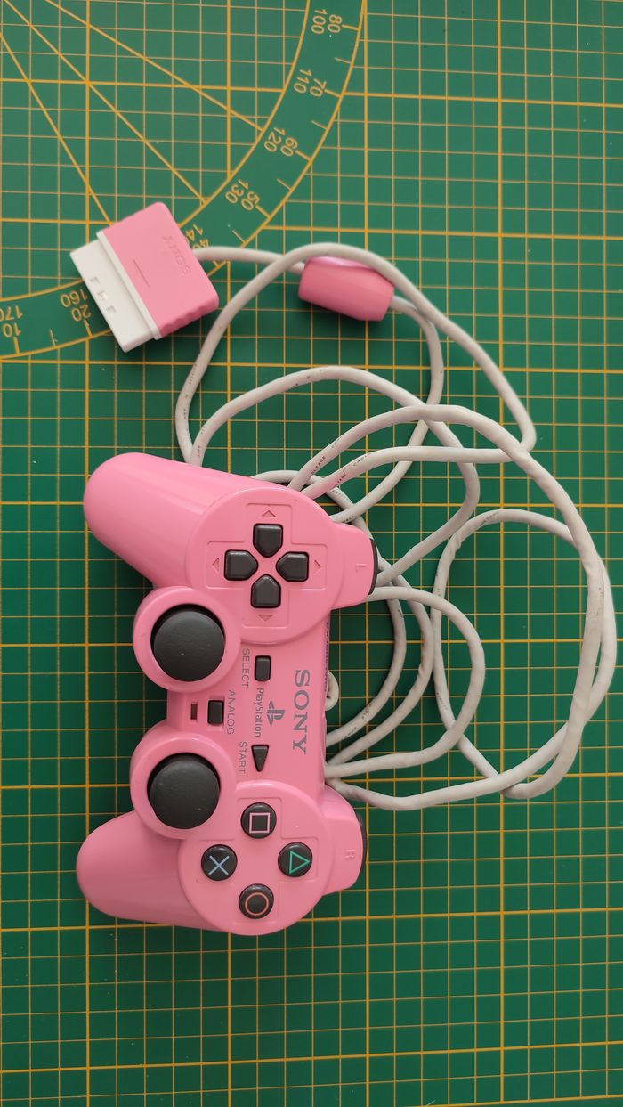 Manette ps2 rose SCPH-10010 pièce détachée console de jeux Sony Playstation 2 Ps2 SCPH-77004 #D43 - photo numéro 3