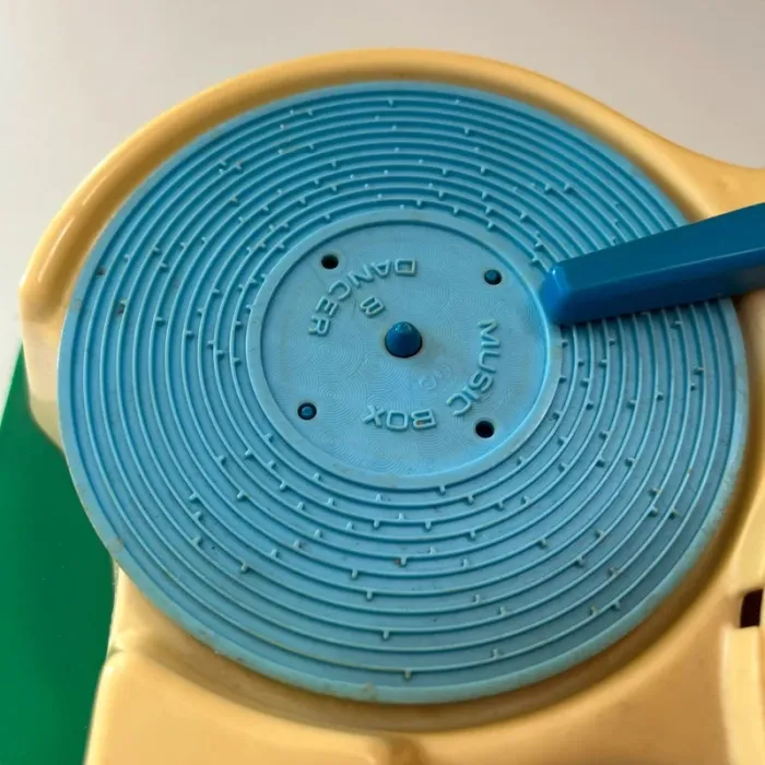 Manège à disques carrousel musical fisher price vintage - photo numéro 11