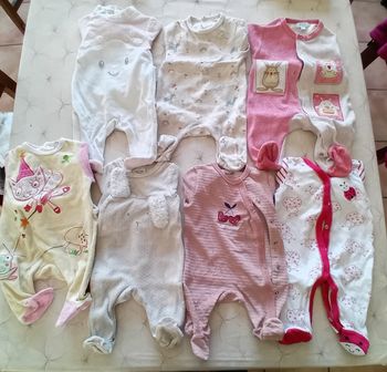 Lot pyjamas 1 mois