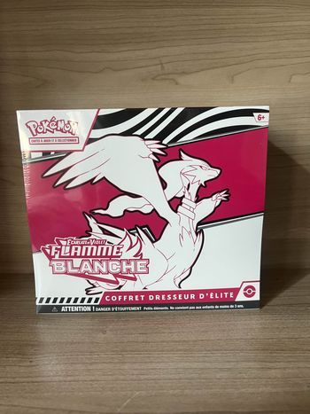 Pokémon ETB 10.5 flamme blanche