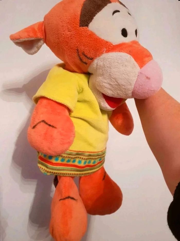 Peluche  tigrou  disney - photo numéro 2