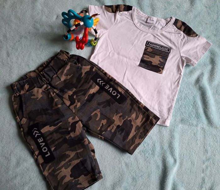 Ensemble taille 24 mois