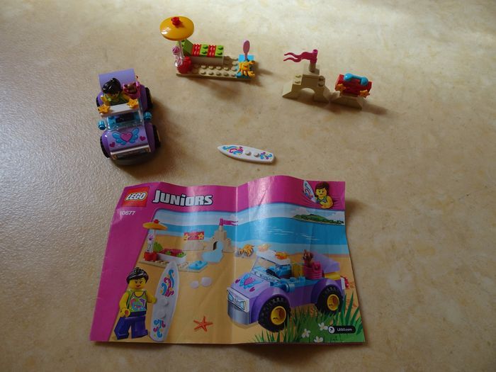 Lego Junior 10677 - L’excursion à la plage - dès 4 ans