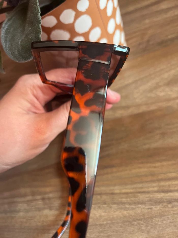 Lunettes de soleil style léopard - photo numéro 5