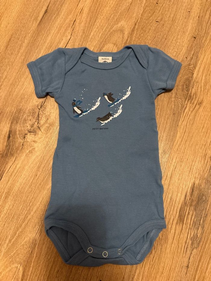Lot 3 bodies petit bateau 3 mois - photo numéro 2