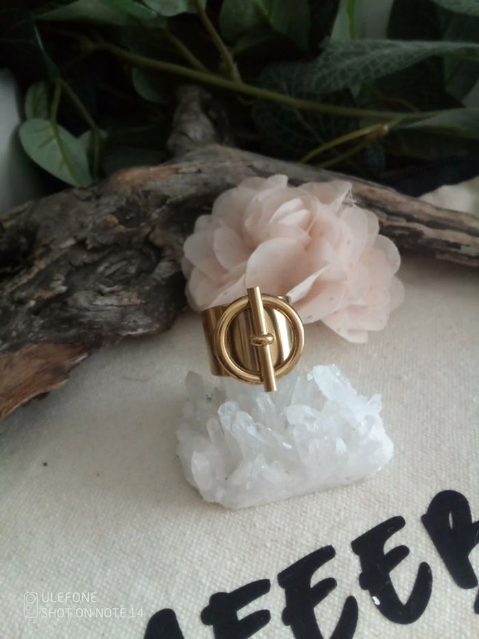 Bague intemporelle acier inoxydable doré