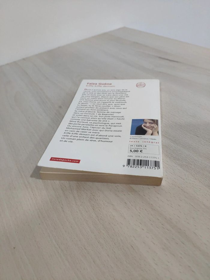 Livre poche kiffe kiffe demain Faiza Guène - photo numéro 3