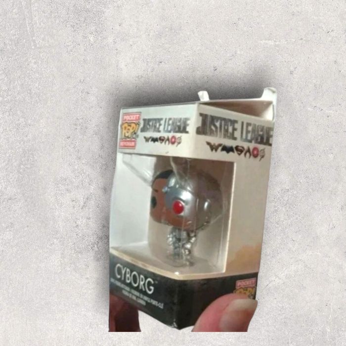 ⚡ Pocket Pop! Cyborg – Justice League ⚡ - photo numéro 2