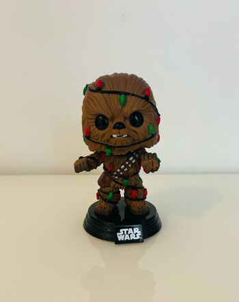 Funko Pop Star Wars 278 Chewbacca Vinyl Bobble Head 3.75 " 12 cm figure figurine de collection décoration de noël guirlande chewie wookie han solo faucon millenium disney disneyland paris lot SOP77