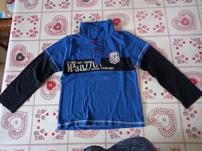 Polo manches longues.