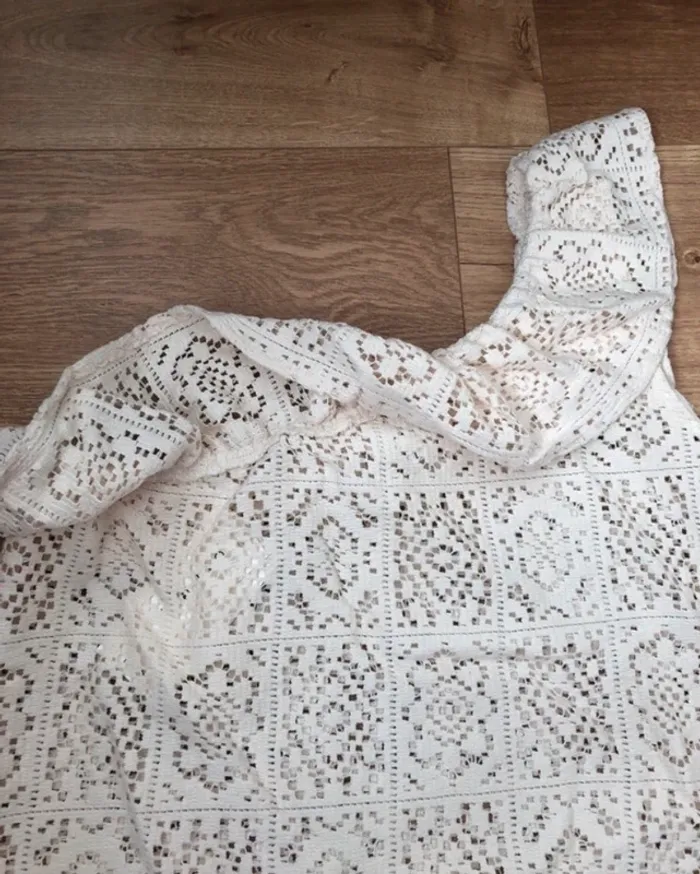 Haut top épaule dénudée beige coton été tendance - photo numéro 4