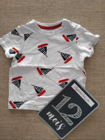 Tee shirt 12 mois / 74 cm