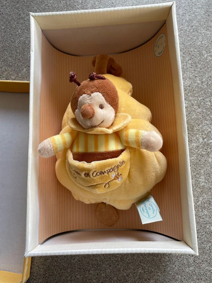 Ma boîte à musique Doudou et compagnie Ponpon le Bourdon