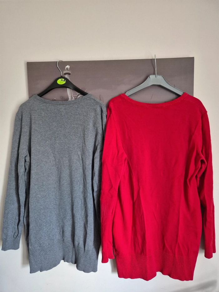 2 pulls femme taille 42/44 - photo numéro 4