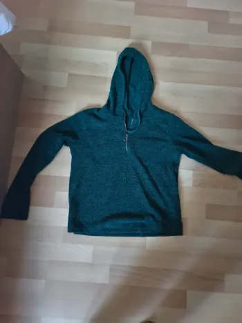 Pull à capuche vert canard taille 1