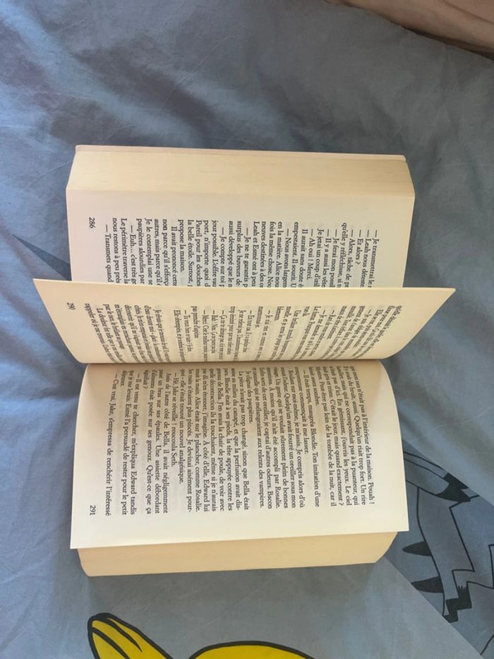 Livre Twilight – Tome 4 : Révélation - photo numéro 2