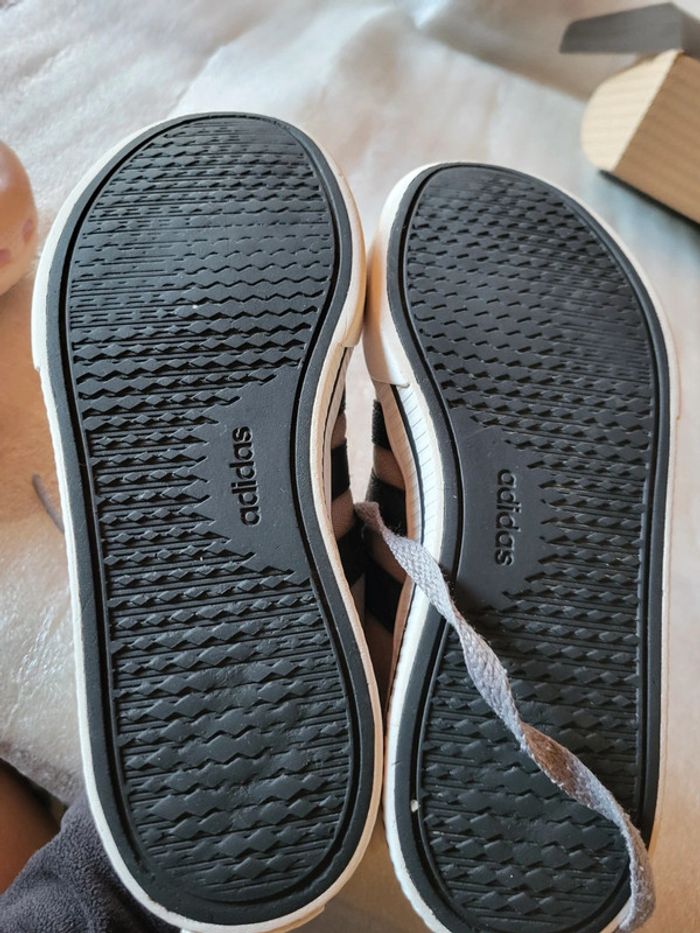Chaussures adidas - photo numéro 6