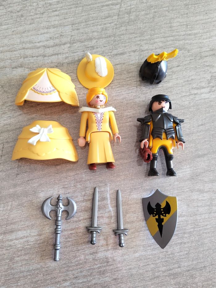 Chevalier avec princesse playmobil en très bon état - photo numéro 4