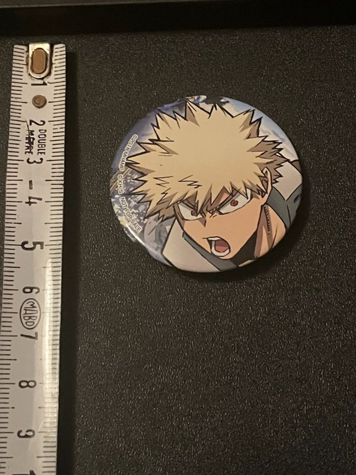 Badge métal My Hero Academia - Katsuki Bakugo Kacchan - photo numéro 2