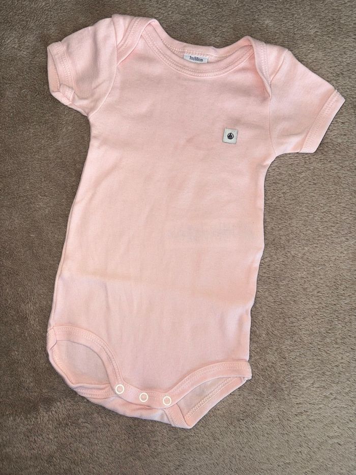 Lot de 3 bodies 3 mois Petit Bateau - photo numéro 2