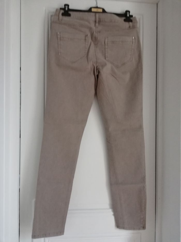 Jean beige - photo numéro 2